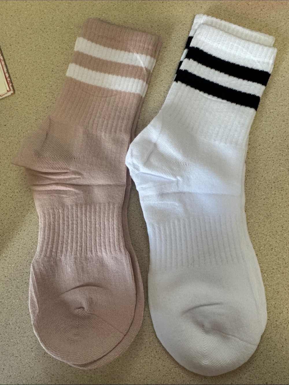 Athletic Crew Socks - White & Light Pink Double Stripe